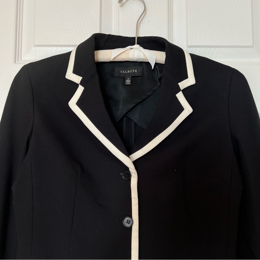 Talbots Black White Trim Luxe Knit Banded Single-Breasted Blazer Jacket - Sz 4 - Picture 3 of 11